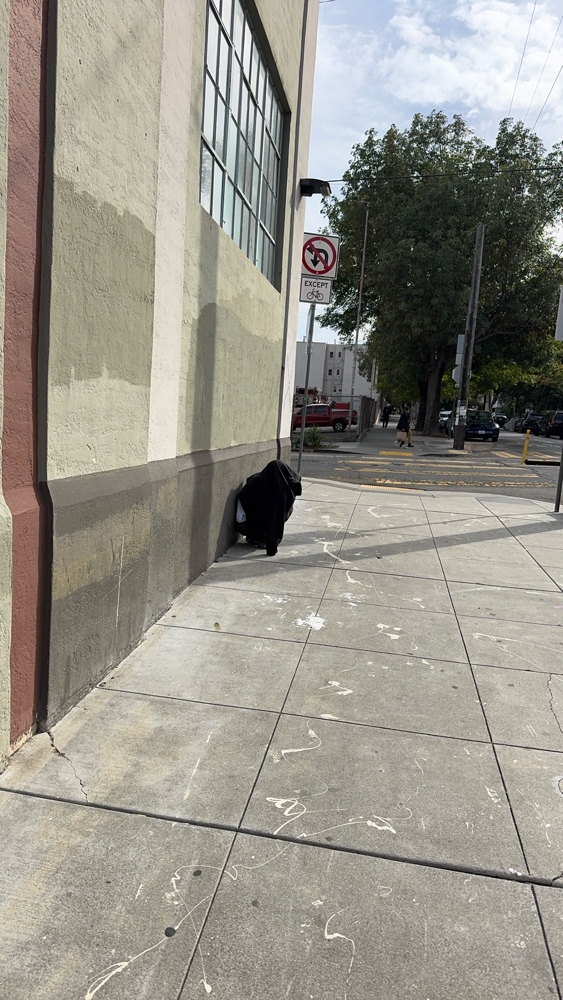 Photo attached to case 202000240705