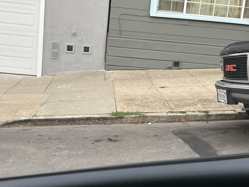 Photo attached to case 202000241103