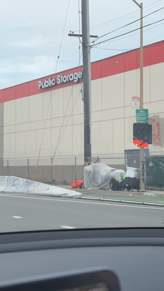 Photo attached to case 202000241270