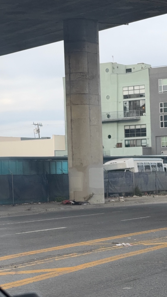 Photo attached to case 202000241295