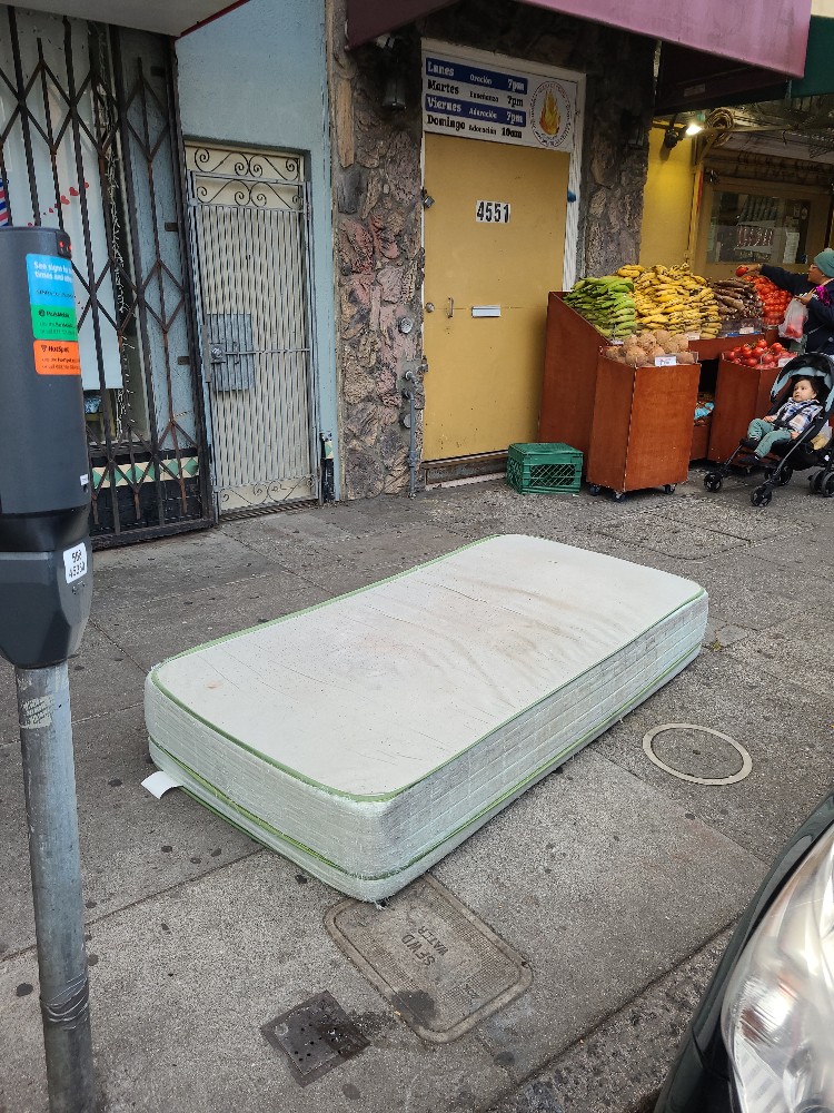 Photo attached to case 202000242831