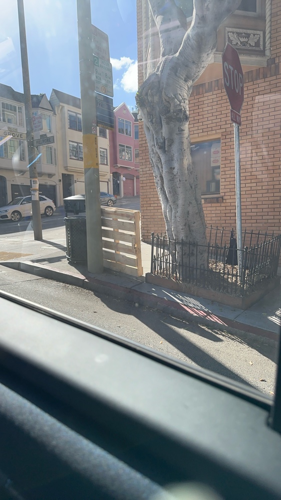 Photo attached to case 202000244053